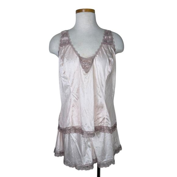Vintage 80s Peach Pink Satin Lingerie Sleepwear Set Shorts Tank USA Made Large - Picture 1 of 7